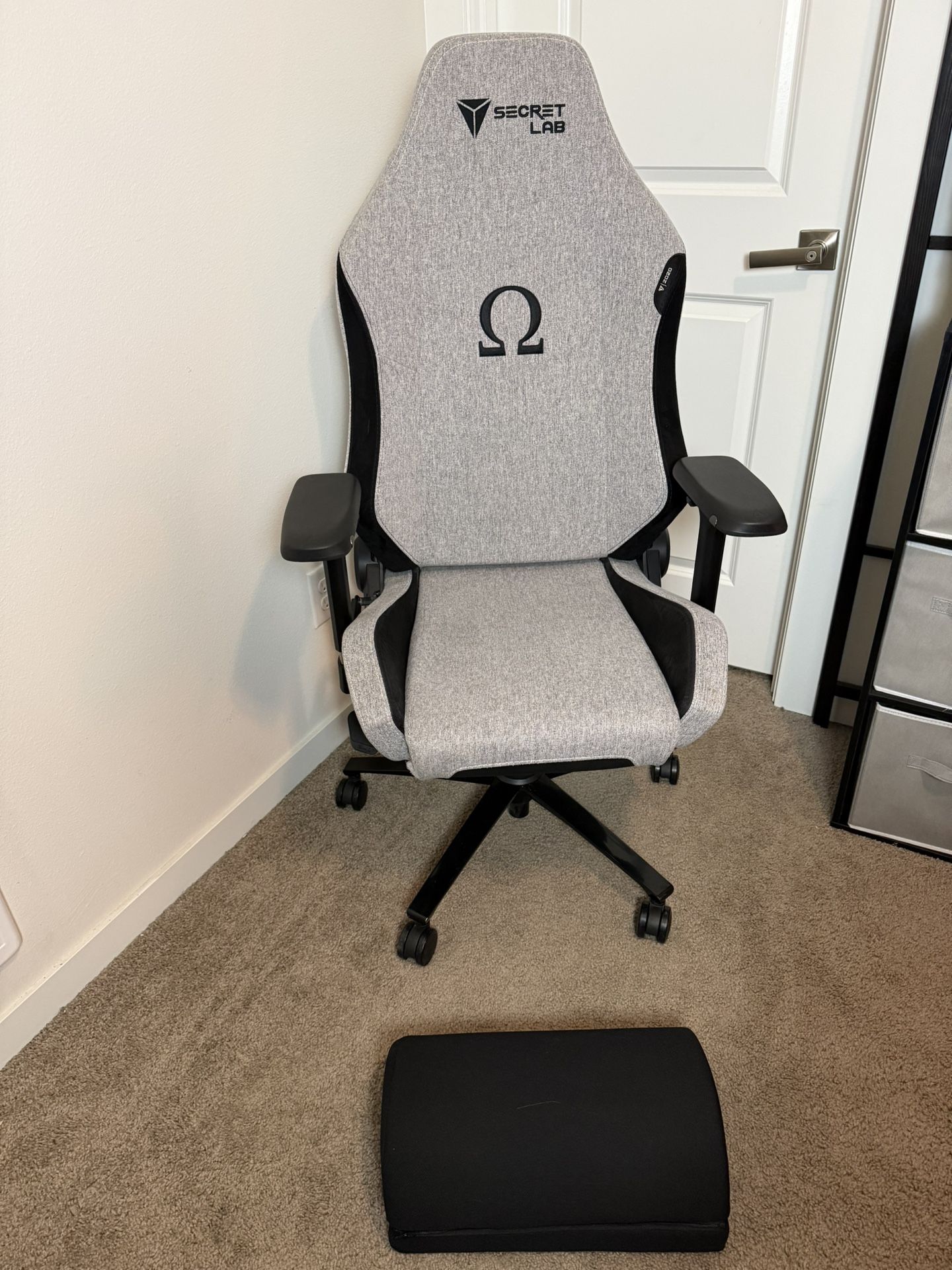 Secretlab omega Gaming and Office Chair with Foot Rest