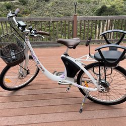 Women’s eBike 26 Inch With Child Seat And Basket