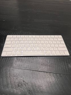 Apple Magic Keyboard