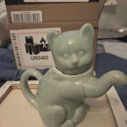 Mini Cat Teapot/creamer vintage porcelain