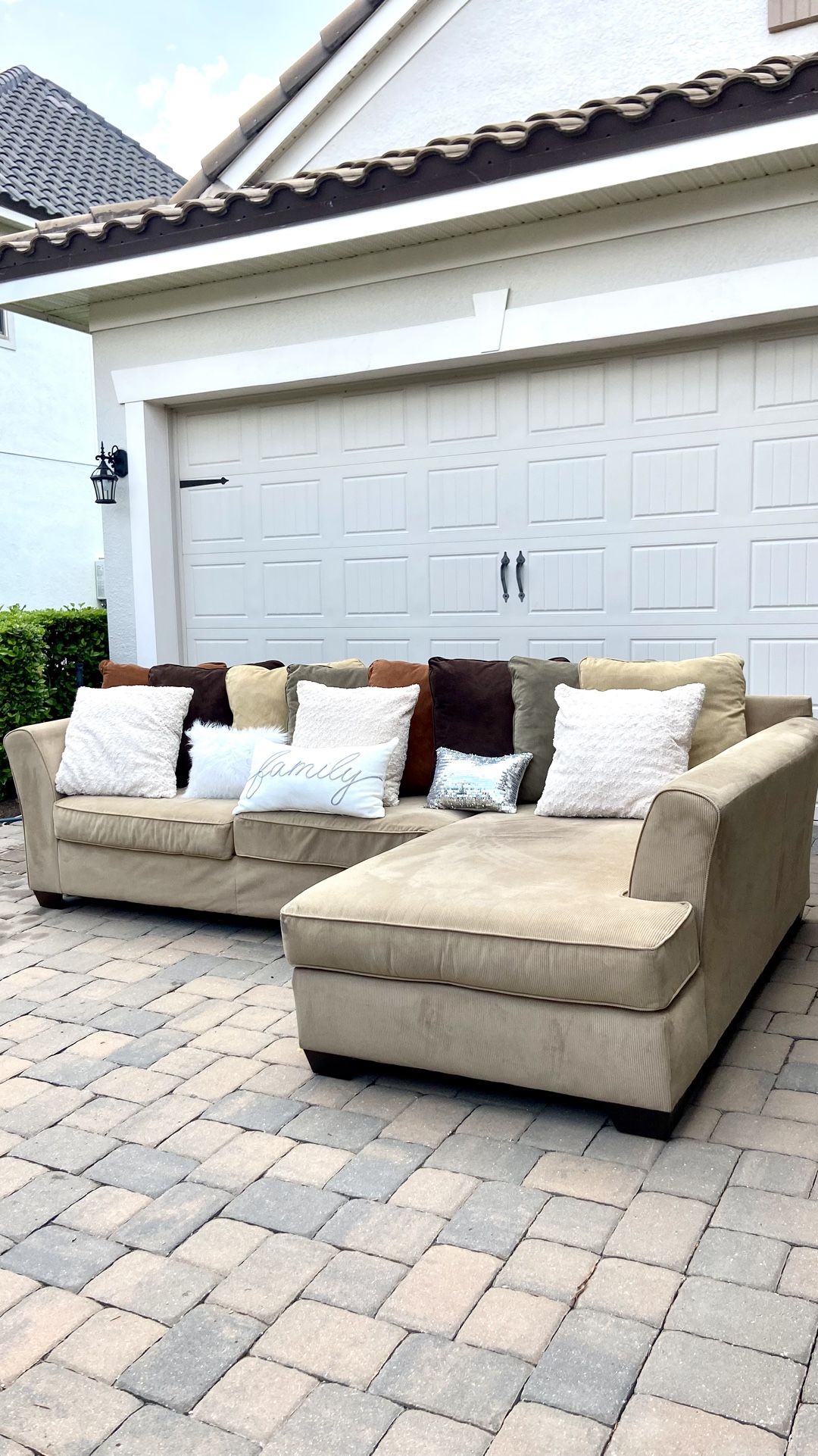 Sectional Sofa And Chaise
