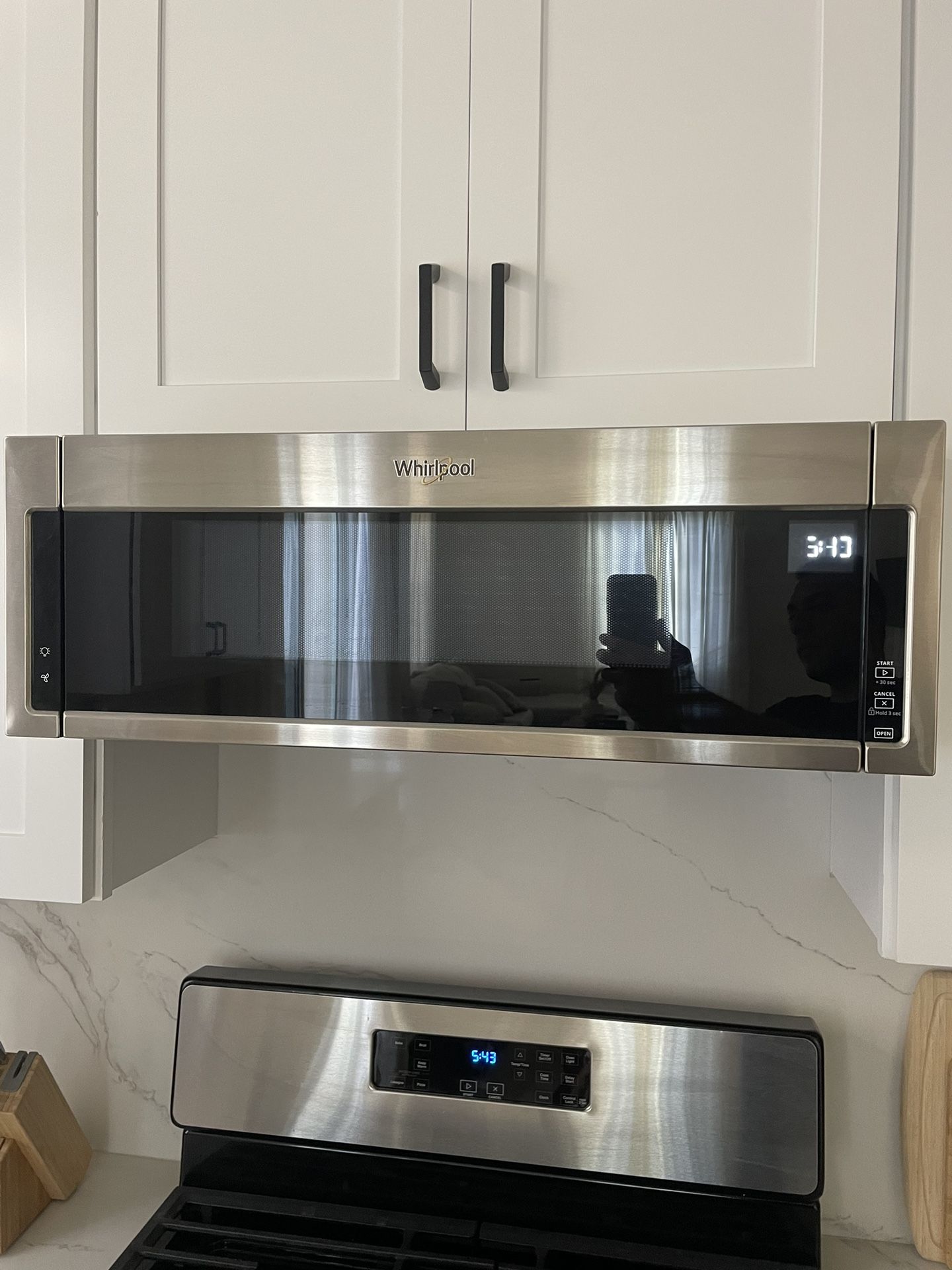 Whirlpool - 1.1 Cu. Ft. Low Profile Over-the-Range Microwave Hood Combination - Stainless Steel