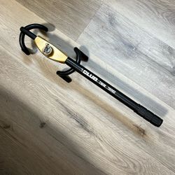 Steering wheels lock