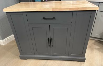Rolling Kitchen Island