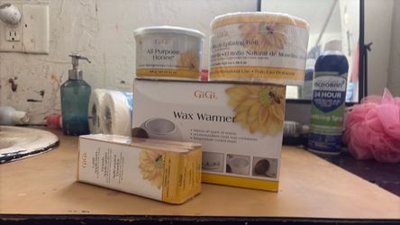 GiGi Wax Warmer Kit with Accessories