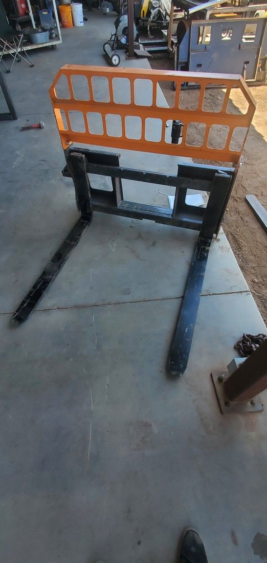 Bobcat Forks