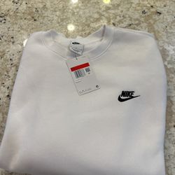Brand New Men’s Nike Sweatshirt Large 
