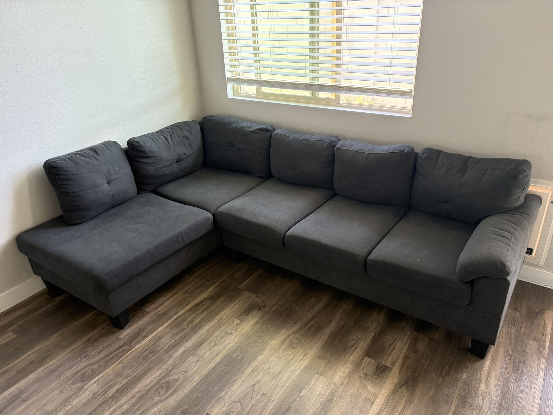 Sectional Sofa 