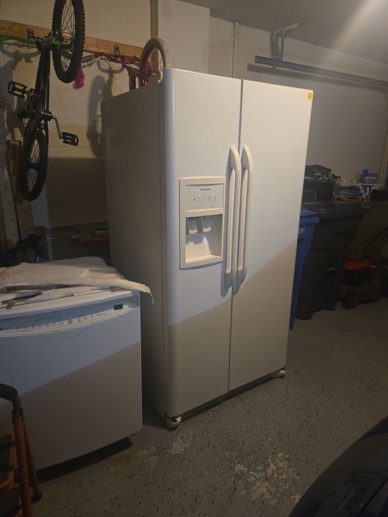 Frigidaire White Fridge For Sale