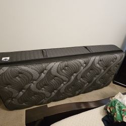 Twin XL Mattress 