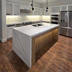 Countertop Installation & Slab Fabrication 