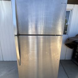 WHIRLPOOl REFRIGERATOR