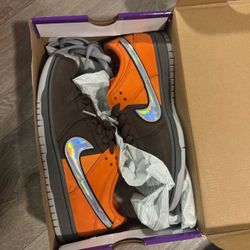 Nike SB Dunk Low Orange Brown Holographic Swoosh