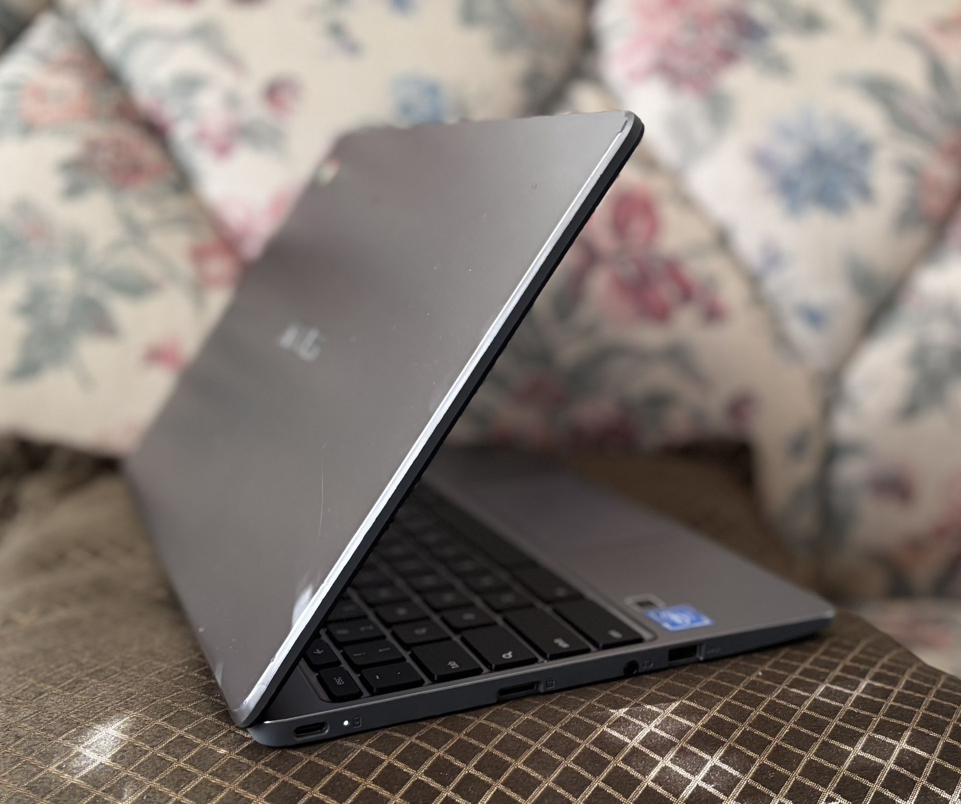 Asus Chromebook HD Intel Celeron N3350