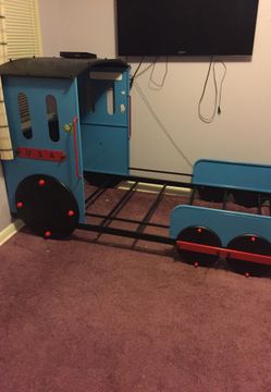 Twin Train bed