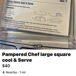Pampered Chef large square cool & Serve