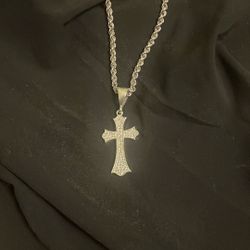 Rope Chain + Cross With Diamond Chips