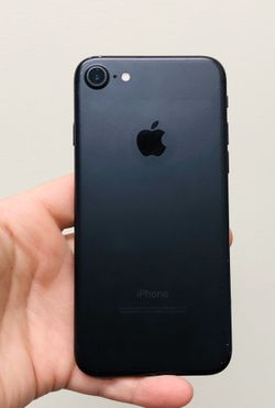 iPhone 7 128GB Factory Unlocked