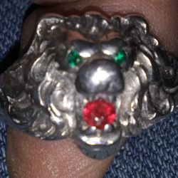 Lion Head Sterling.   Size.11 Ring.Ruby And Emerald