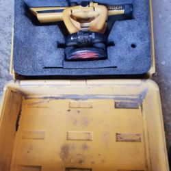 Berger leveling scope