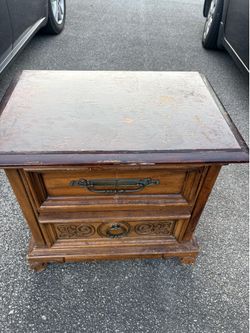 Heavy nightstand