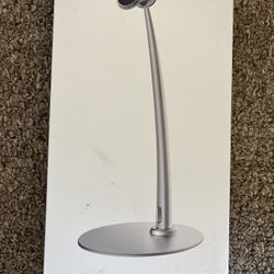 Magnetic Tablet Stand
