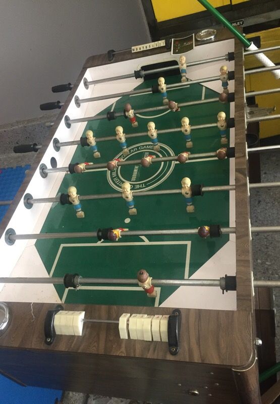 MAKE OFFER!!! Vintage Bar style foosball: Quarter Million Dollar Game.