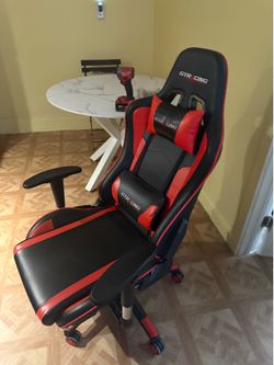 Gtracing gaming chair excellent condition
