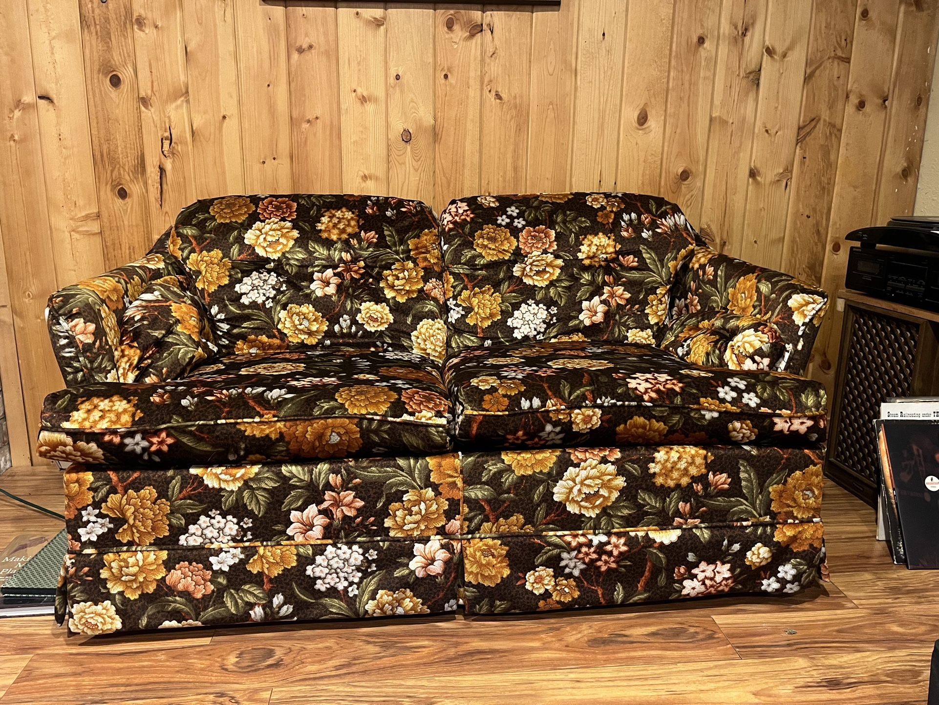 Retro Floral Velvet Couch/loveseat