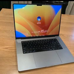 2021 Macbook Pro 16" M1 Pro - 32 GB, 500 GB - 
