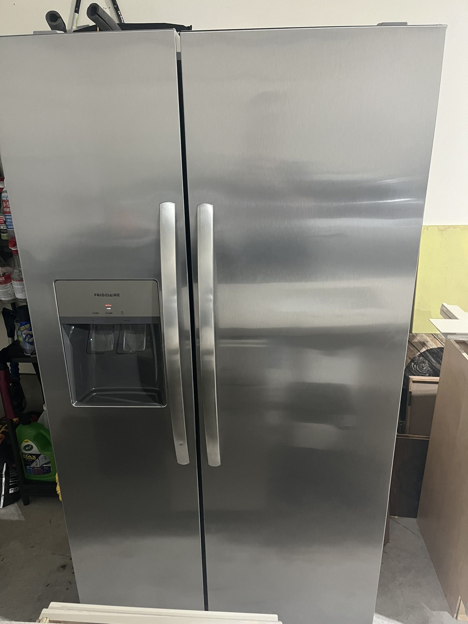 Frigidaire Refrigerator