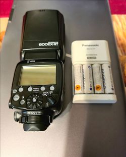 Canon 600EX-RT