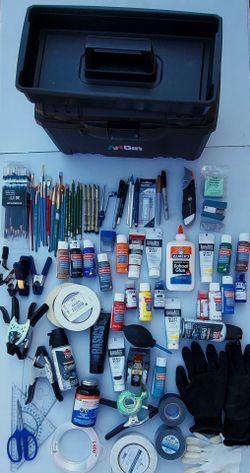 Art Major Supplies 