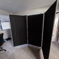 3 Tier Privacy Screen