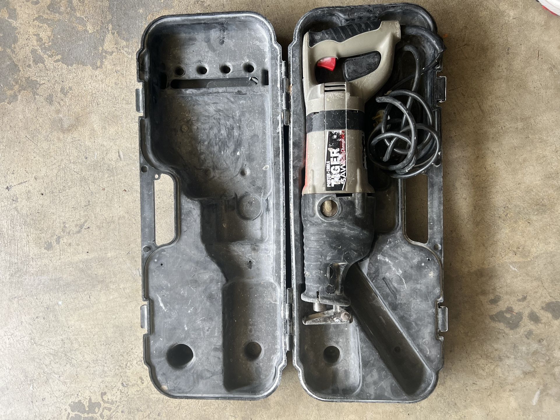 PORTER CABLE TIGER Reciprocating Saw with Case