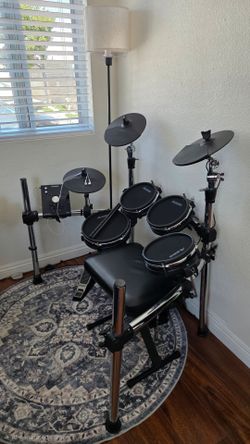 Alesis Command Mesh Electronic Drum Kit - Complete Set