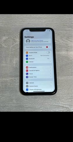 iPhone XR Unlocked