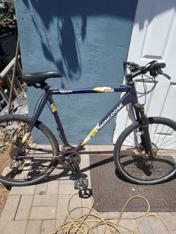 Mongoose mountain bike 26 inch