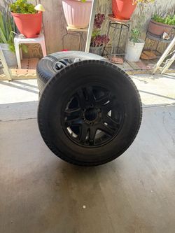 Michelin Tires on Black Alloy Wheels