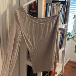 One Shoulder Top