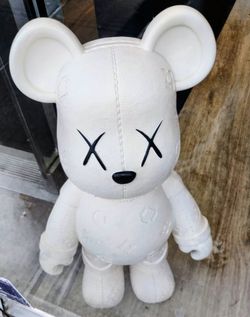 LV  Bear