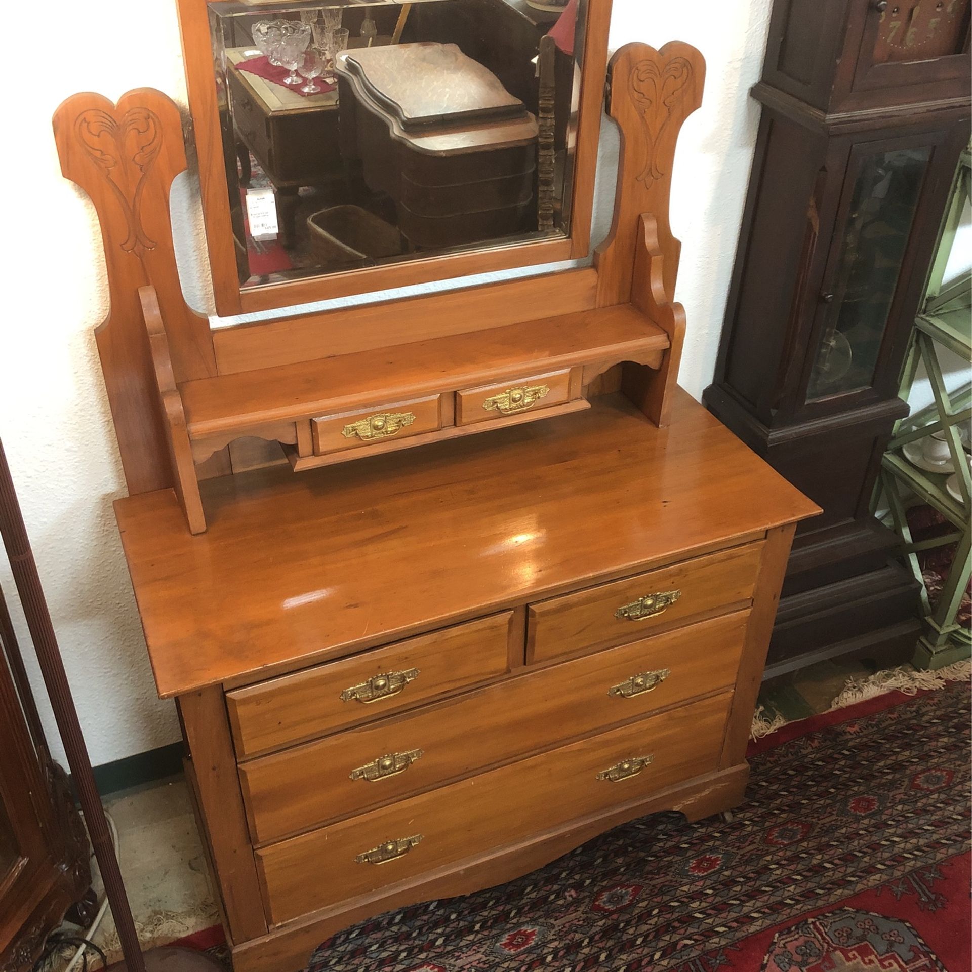 vintage seven drawer vanity dresser for Sale in Portland, OR OfferUp