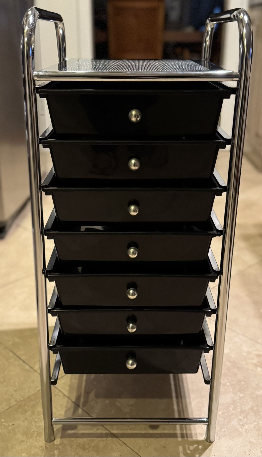 Black Storage 7 Drawer Unit.   Cash Only !!! 