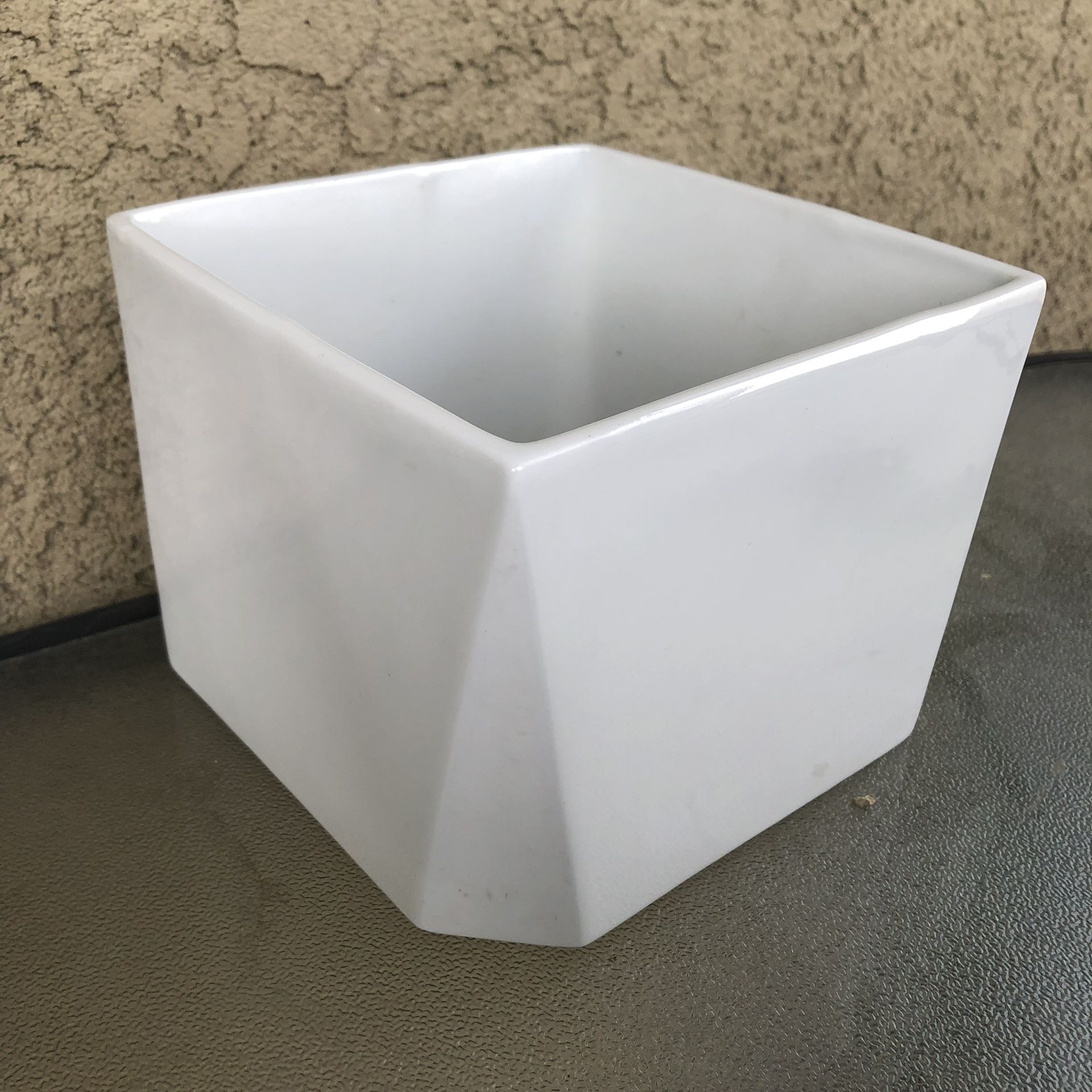 White Square Ceramic Flower Pot Vase