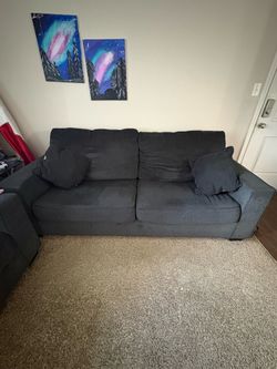 Couch set