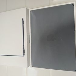 MacBook Air M2 13” With AppleCare, Case, And Privacy Screen