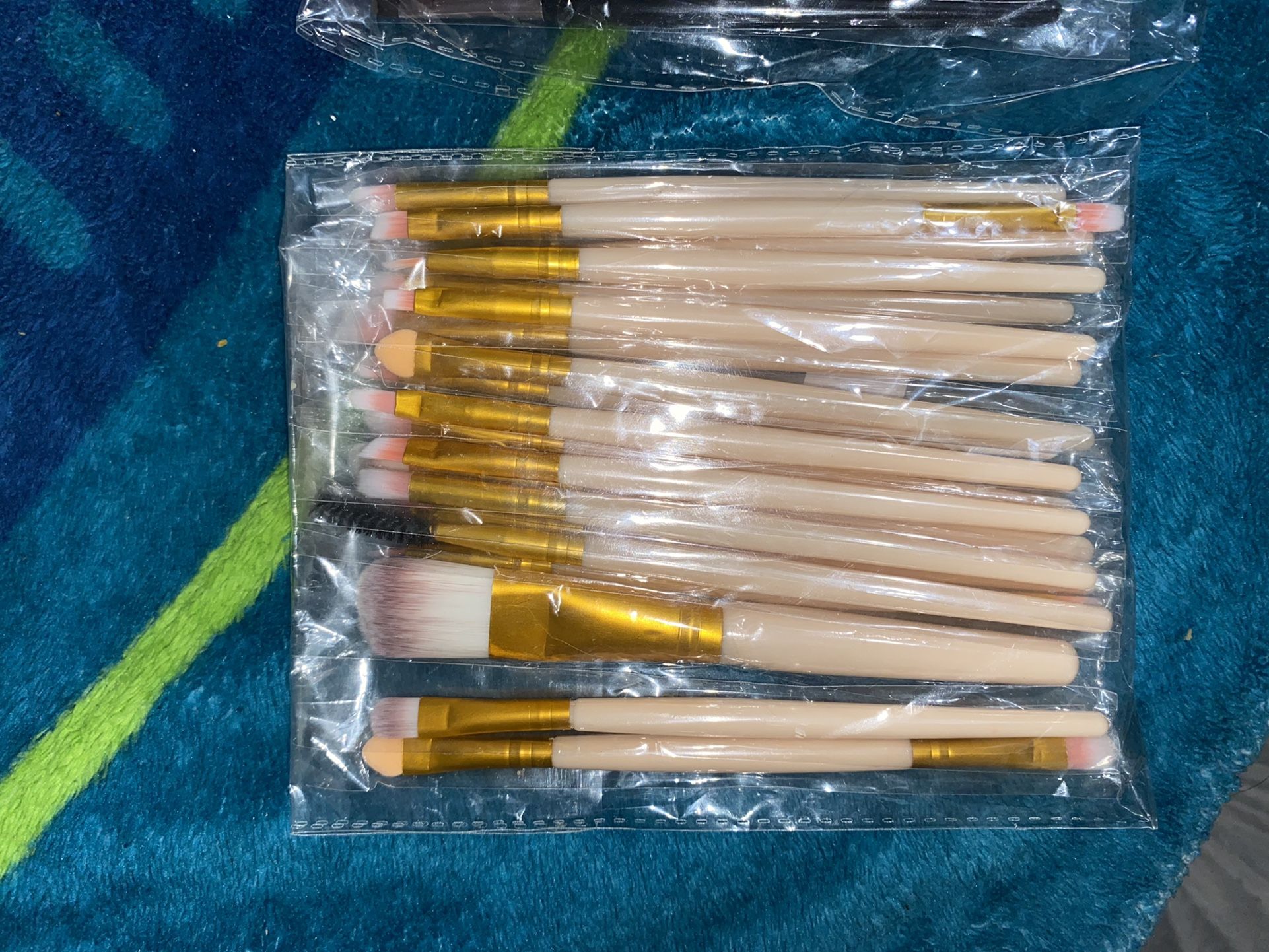Makeup Brushes & Beauty Blenders
