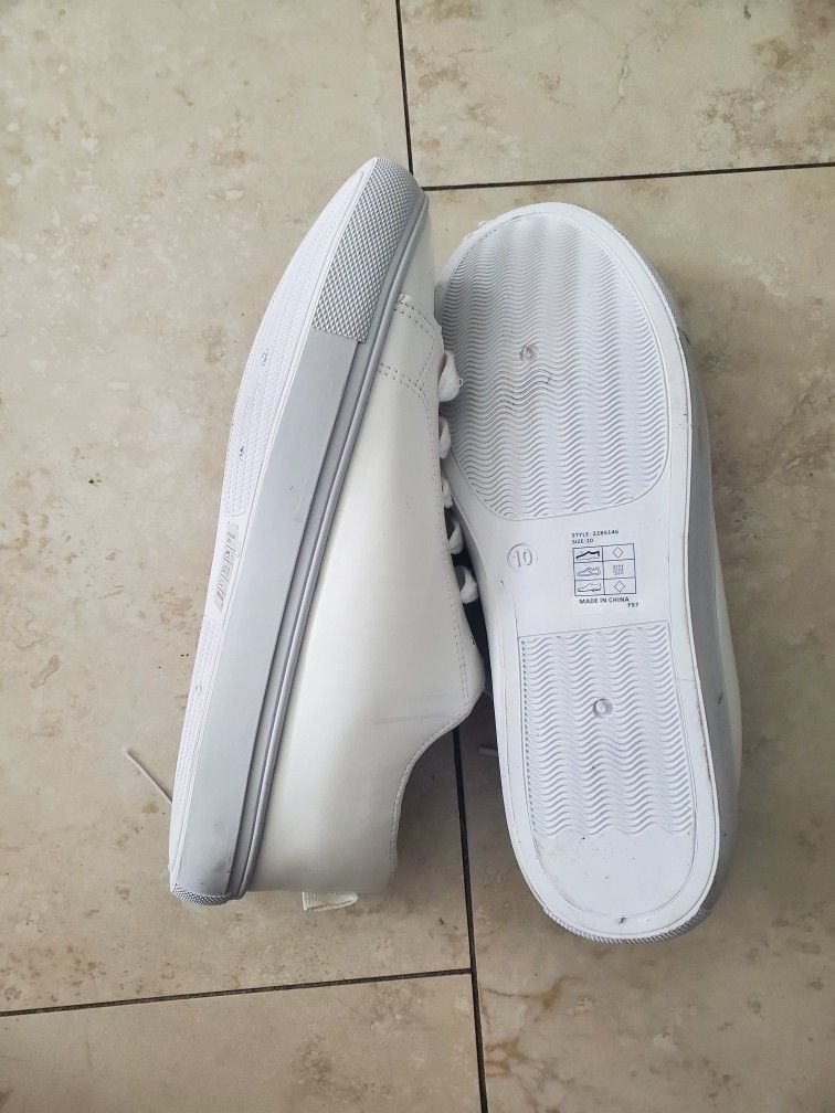 Womens Sneakers Size 10 Used Once