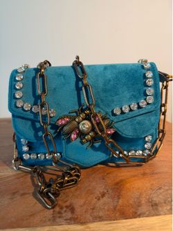 Vintage velvet clutch with strap!