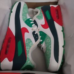 Deadstock AIR MAX 90 CHRISTMAS SWEATER.